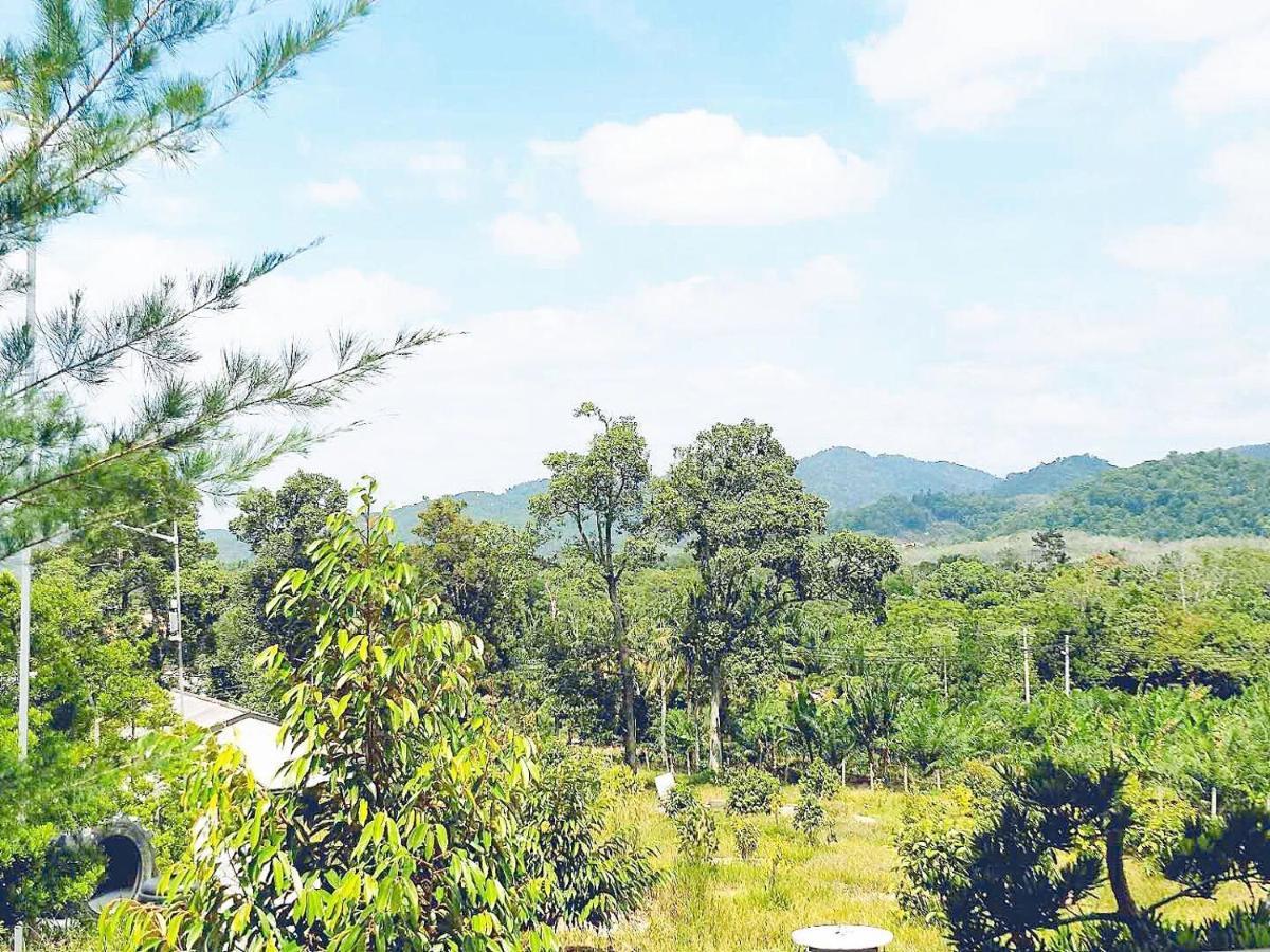 Durian Ecolodge Тампин Екстериор снимка